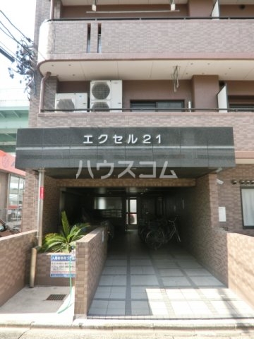 19/20 エントランス