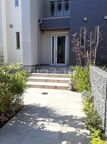 2/8 エントランス