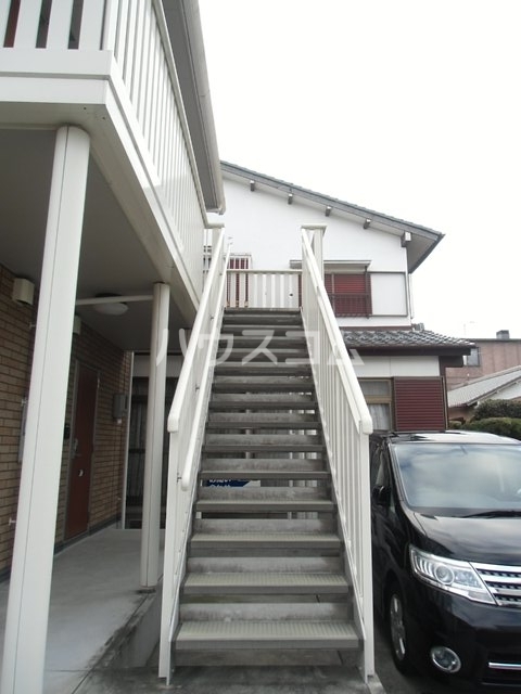 14/16 エントランス