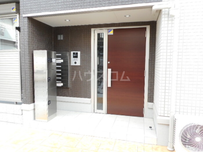 15/25 エントランス