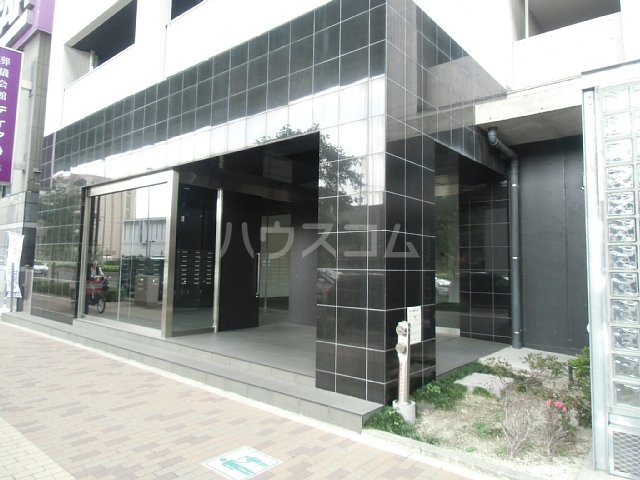 19/28 エントランス