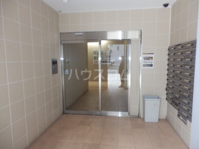 16/26 エントランス