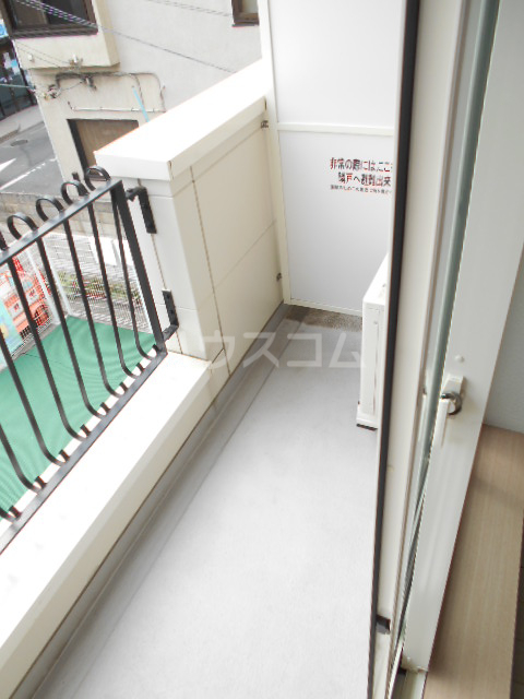 20/30 バルコニー