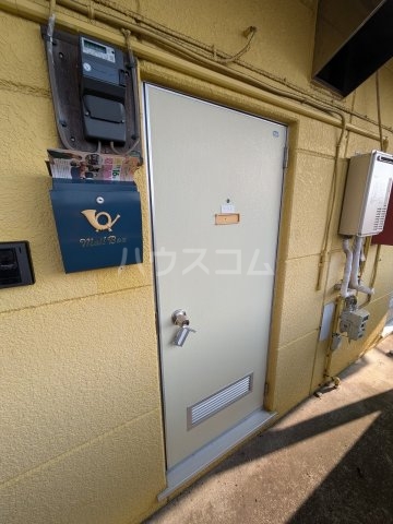 18/28 エントランス