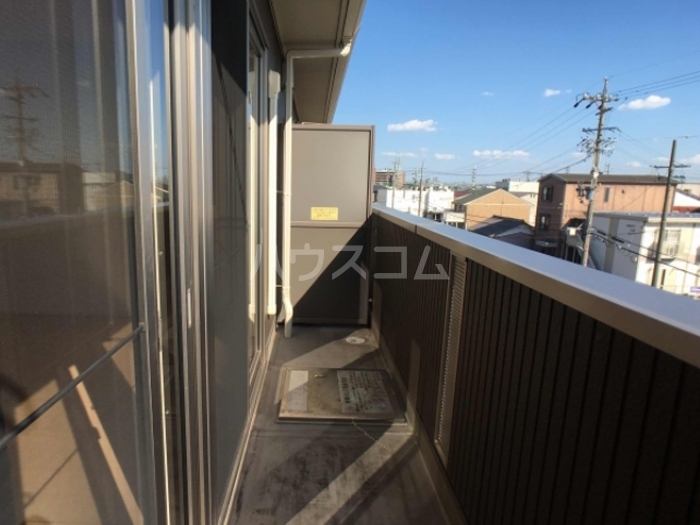 13/21 バルコニー