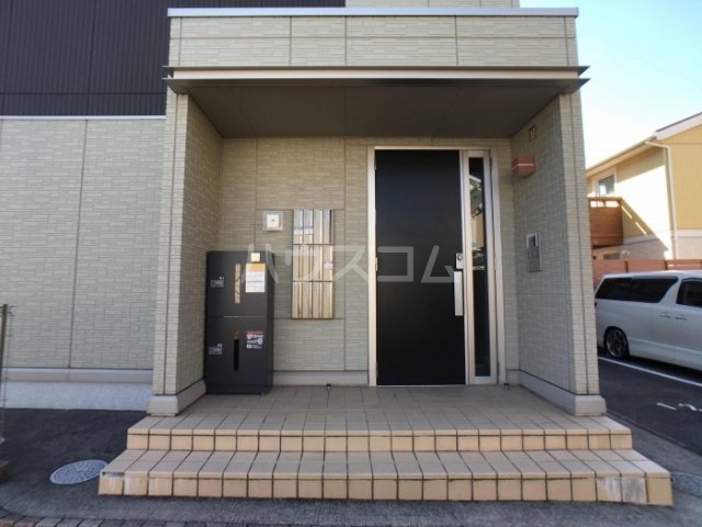 17/21 エントランス