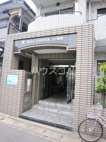 17/27 エントランス