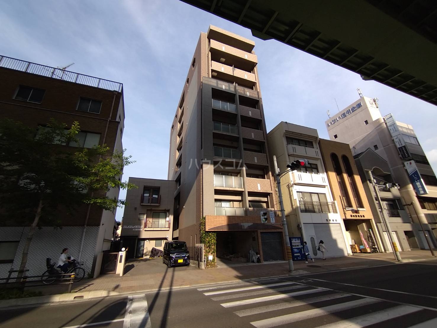 2/30 外観