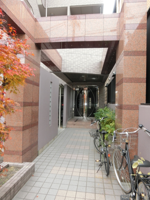 15/22 エントランス