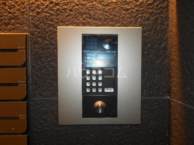 15/20 エントランス