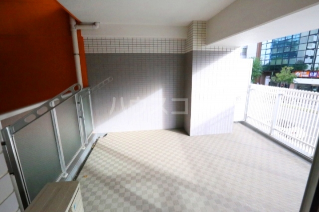 14/27 バルコニー