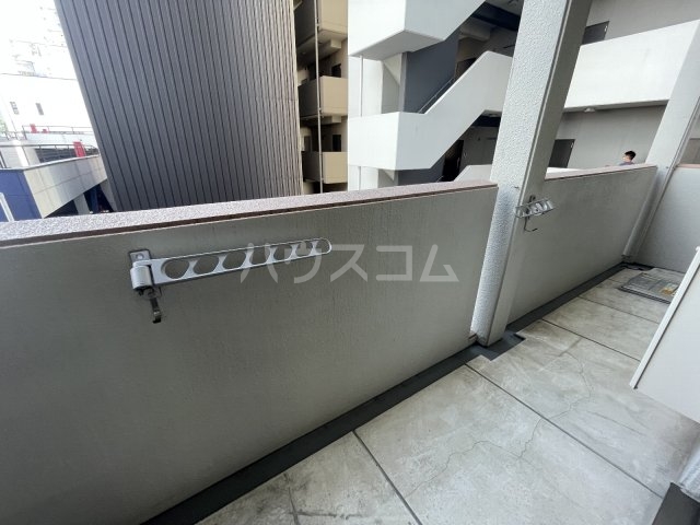 16/23 バルコニー