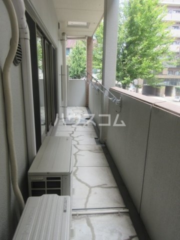 16/27 バルコニー