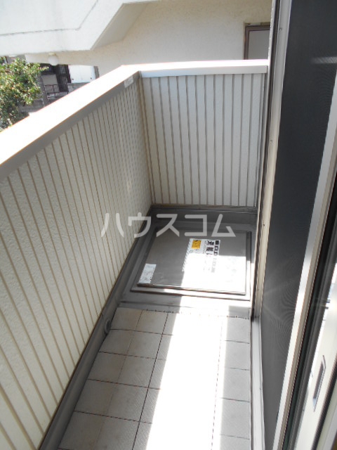 23/30 バルコニー