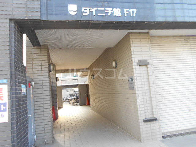 15/25 エントランス