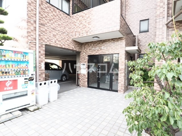 14/23 エントランス