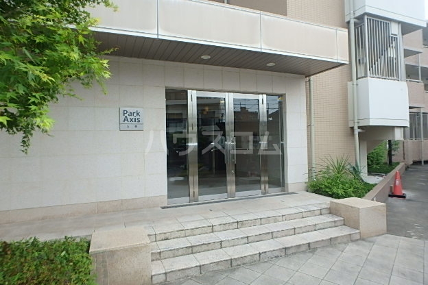 21/29 エントランス