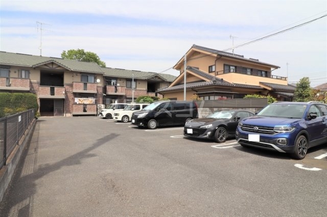 18/25 駐車場