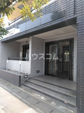 17/27 エントランス