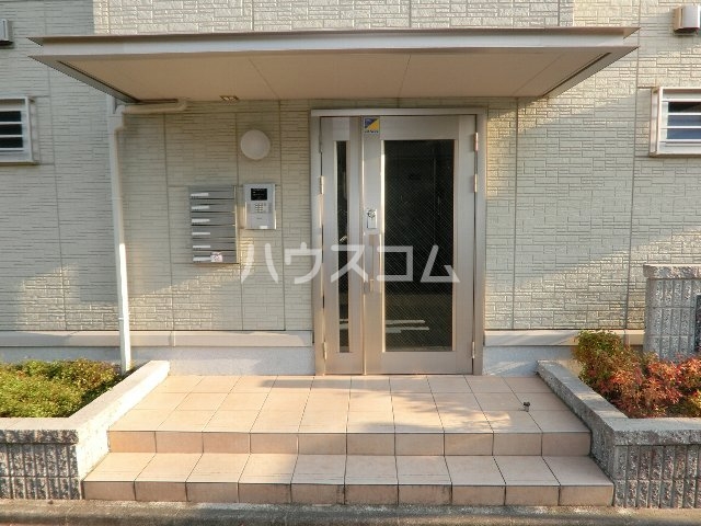 16/22 エントランス