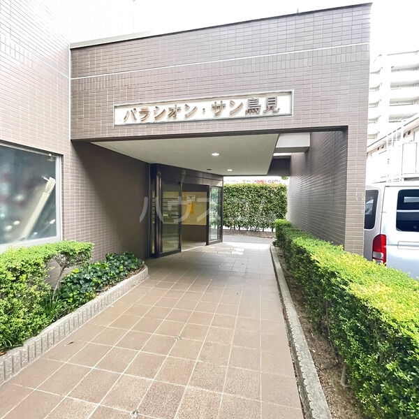 15/22 エントランス