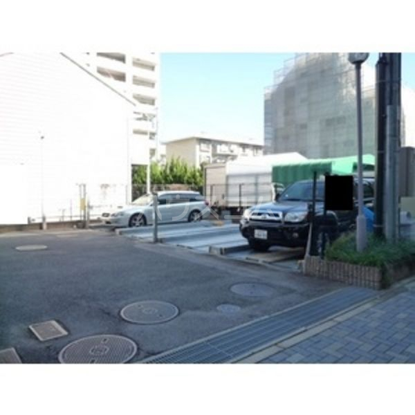 22/29 駐車場