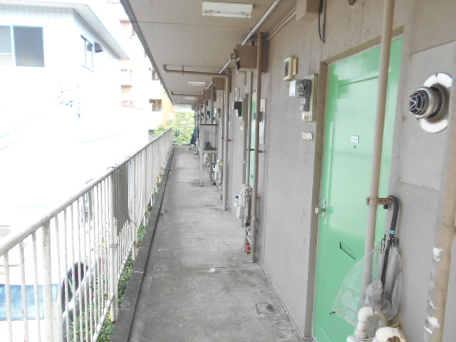 19/29 エントランス