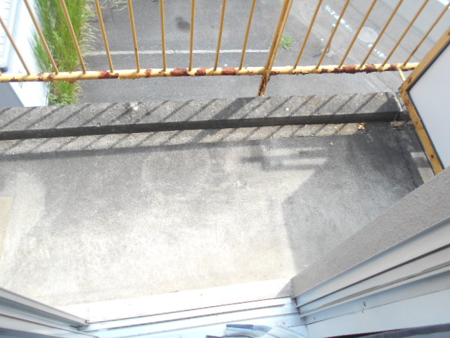 17/30 バルコニー