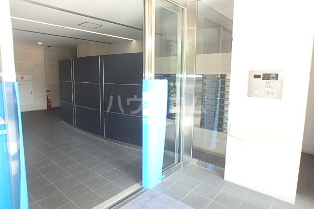 14/23 エントランス