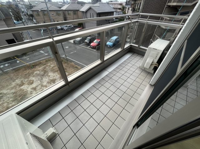 18/29 バルコニー