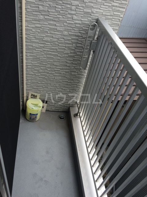 18/28 バルコニー