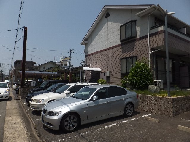 18/26 駐車場