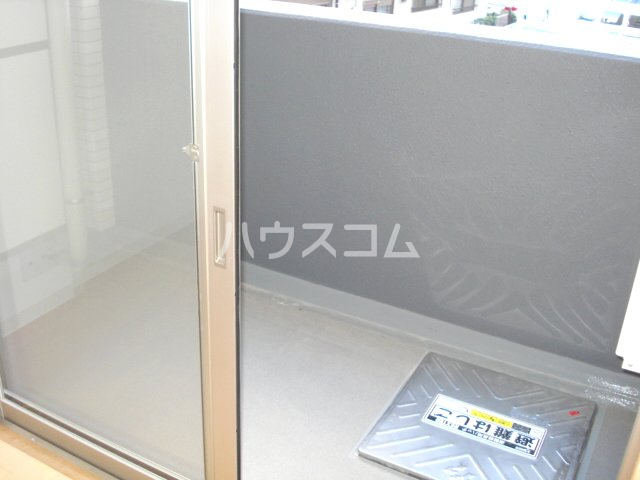 16/27 バルコニー
