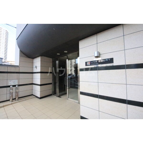 15/21 エントランス