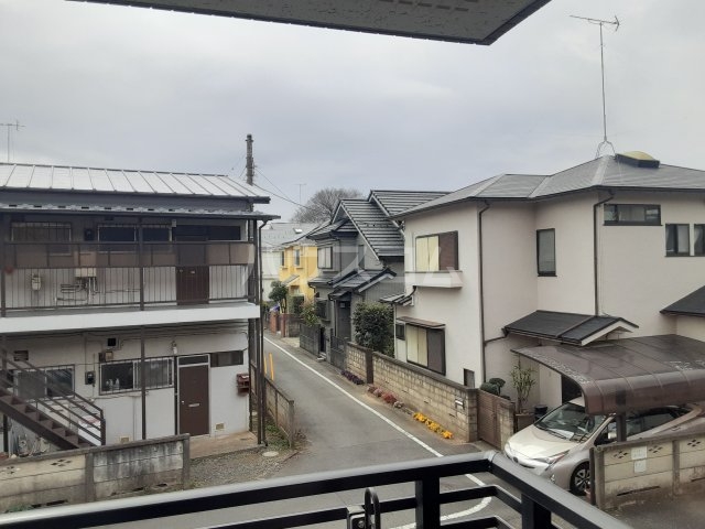 26/30 エントランス