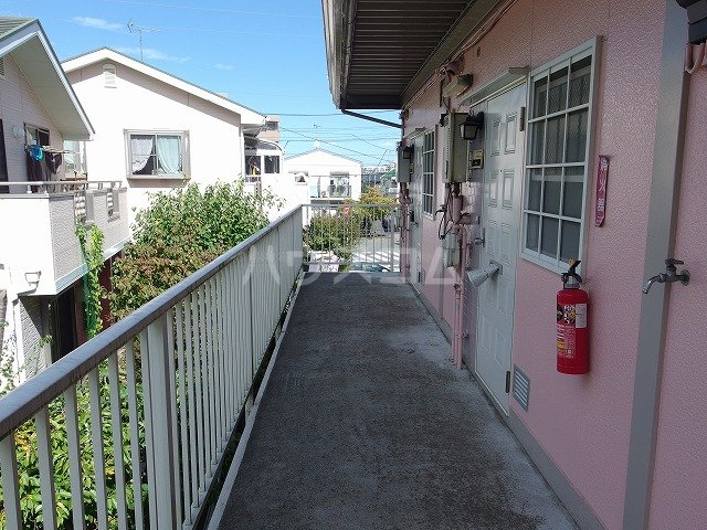 25/30 エントランス