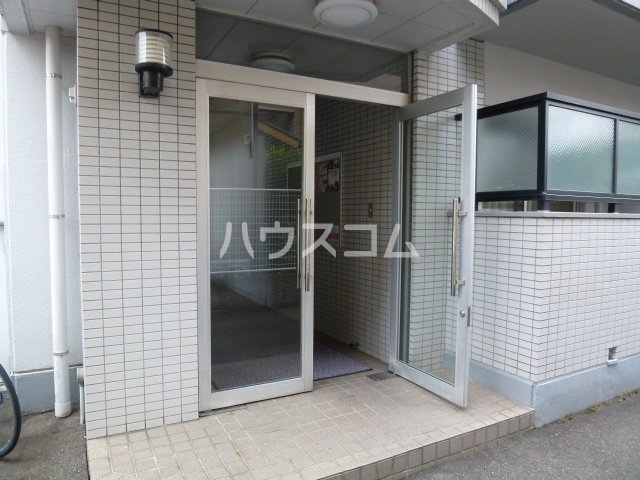 17/20 エントランス