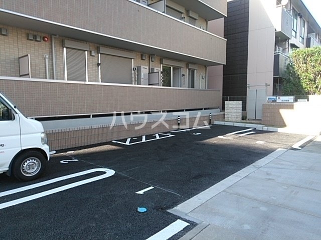 17/26 駐車場