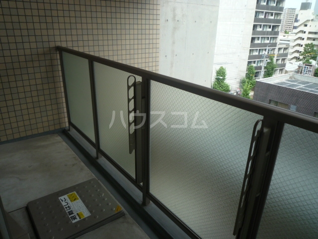 20/28 バルコニー