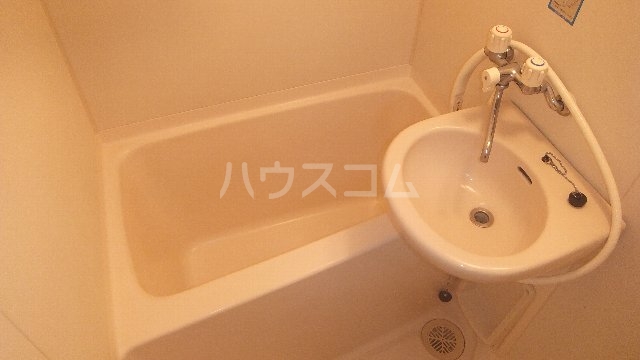 14/28 洗面