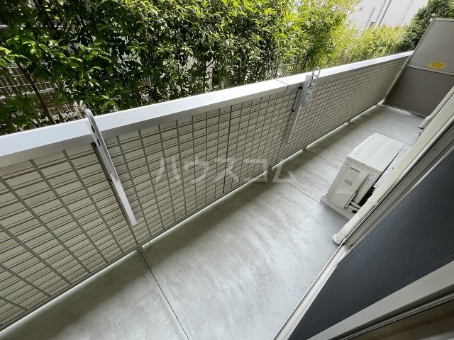 23/30 バルコニー