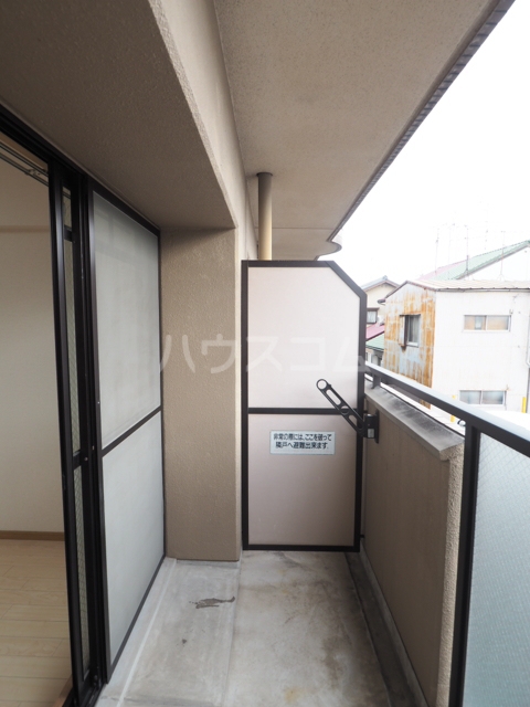 13/27 バルコニー