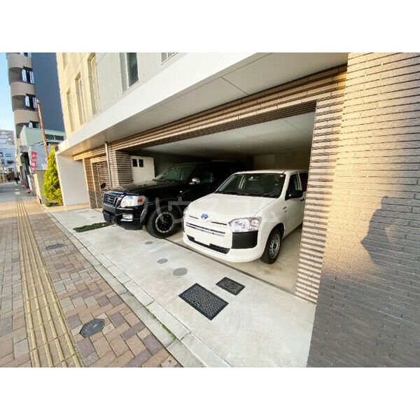 21/29 エントランス