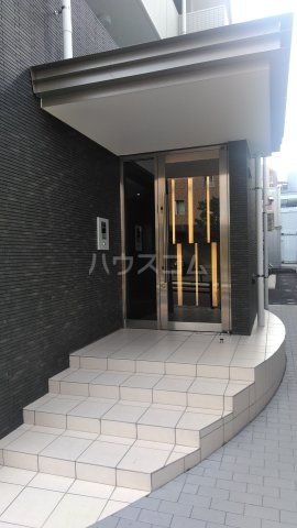 2/8 エントランス