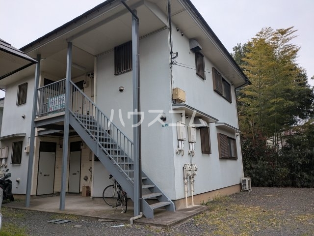 14/22 エントランス
