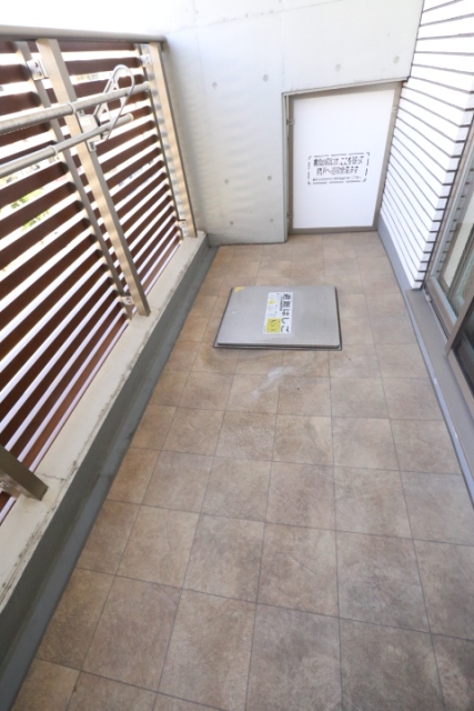 17/28 バルコニー