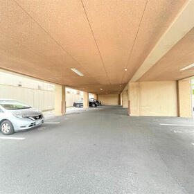 16/24 駐車場