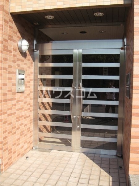 15/25 エントランス