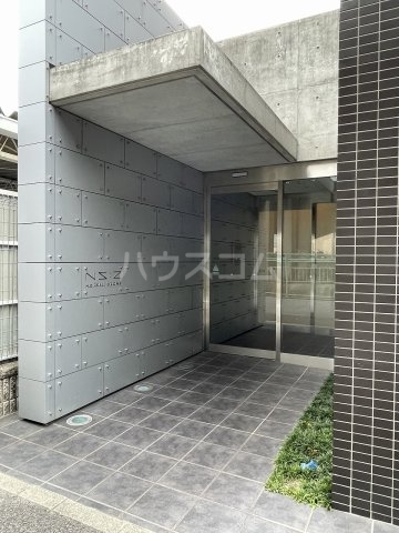 23/30 エントランス