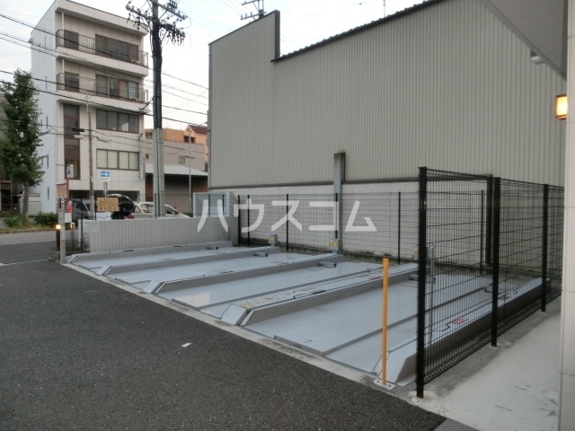 21/27 駐車場